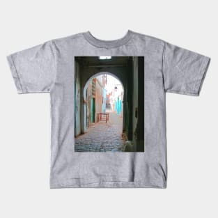 Tunis Alleyway Kids T-Shirt